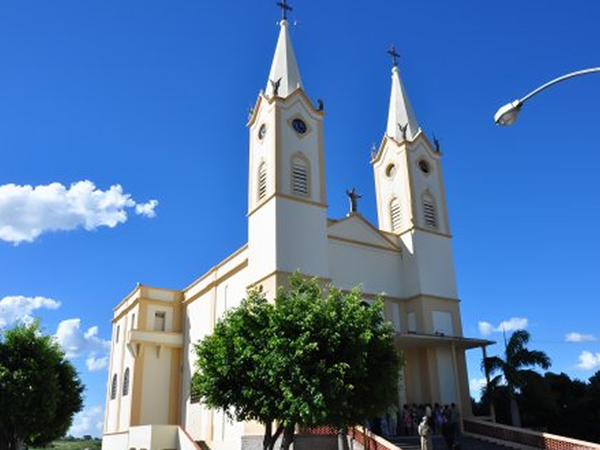 Guarucaia FM - Programação Musical - Santa Missa direto da Igreja Matriz
